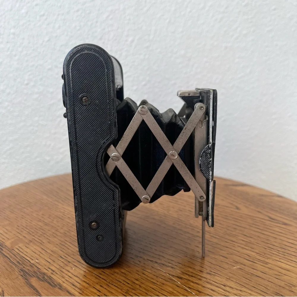 Vintage Eastman Kodak Anastigmat Vest Pocket Folding Camera no. 111842
